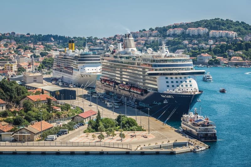 Kreuzfahrtschiffe im Gruž Port von Dubrovnik